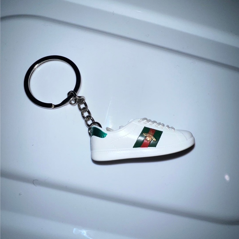 Various Luxury Keyholders,see pics - Picture 6 of 16